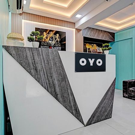Hotel O Star Galaxy Surat Exterior foto